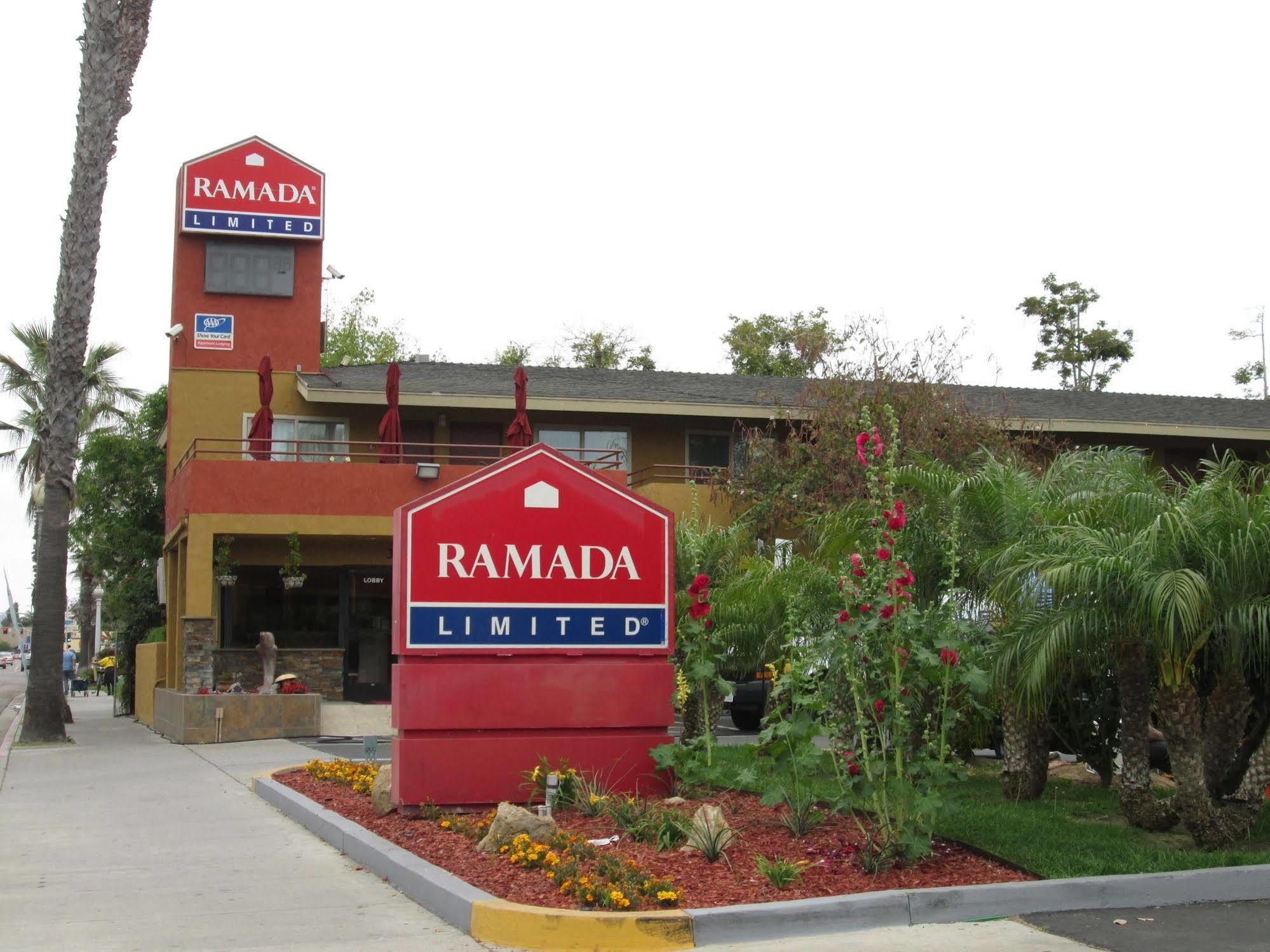 Ramada By Wyndham Near Seaworld / Mission Beach San Diego Exterior photo